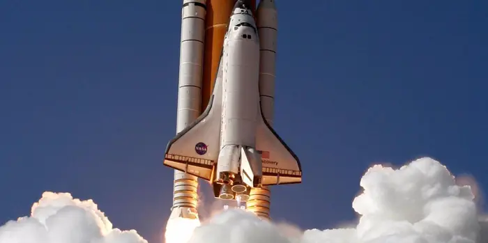 Mass Production of Small Satellites：The Critical Role of Cleanrooms